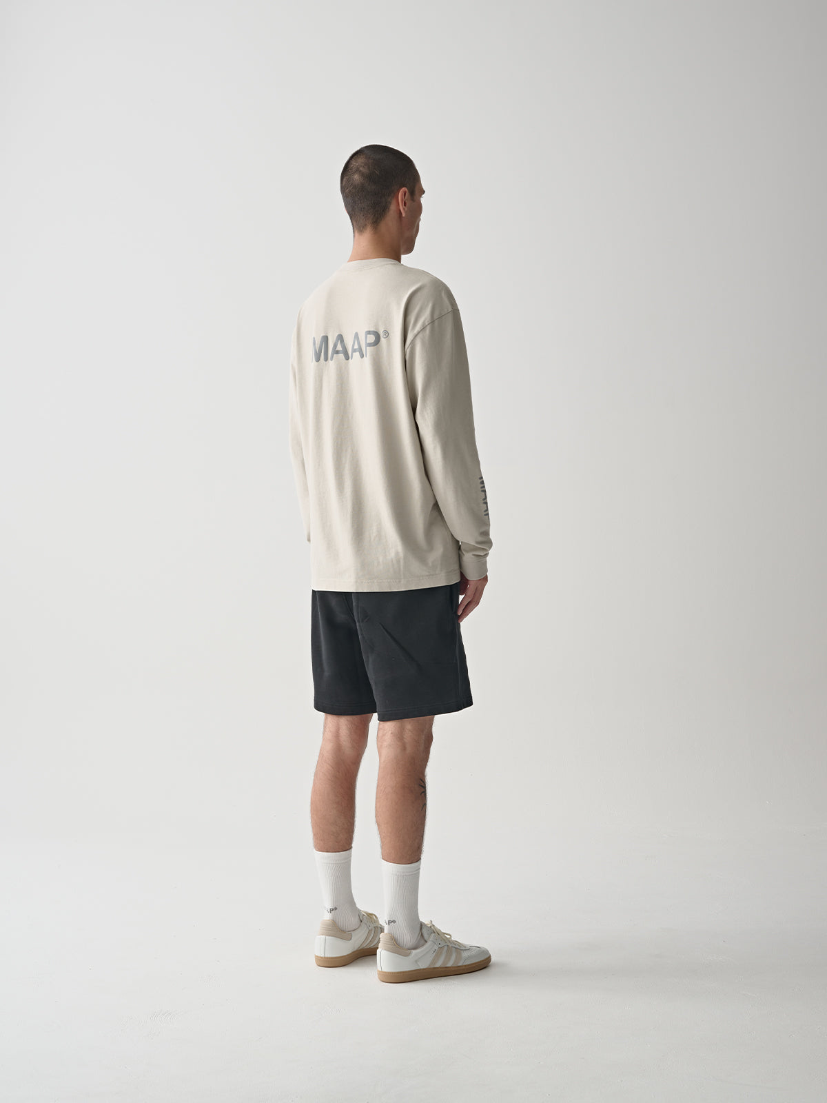 Essentials LS Tee