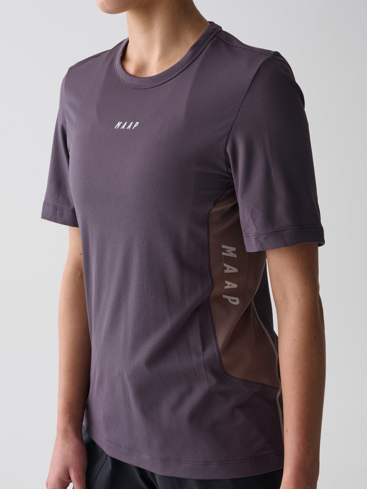 Women's Alt_Road Tech Tee